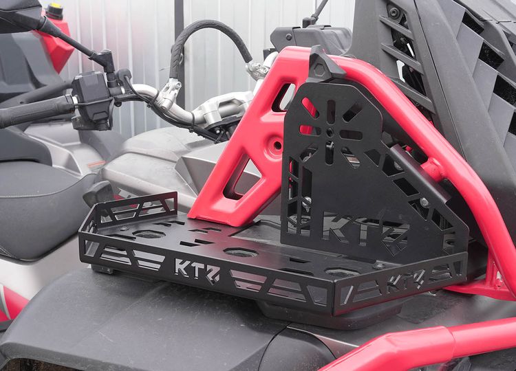 Комплект транспортных площадок и пластин для крепления канистр на cf 1000 MV 2025